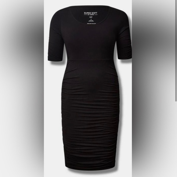 Torrid Bodycon Dress with Ruched sides - Picture 2 of 12